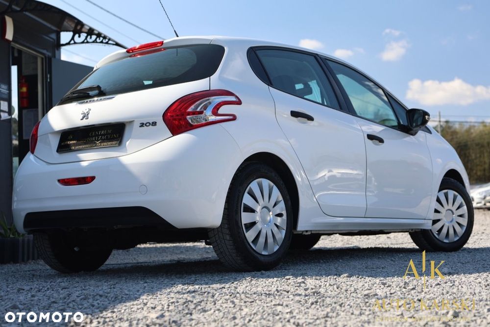 Peugeot 208 - 4