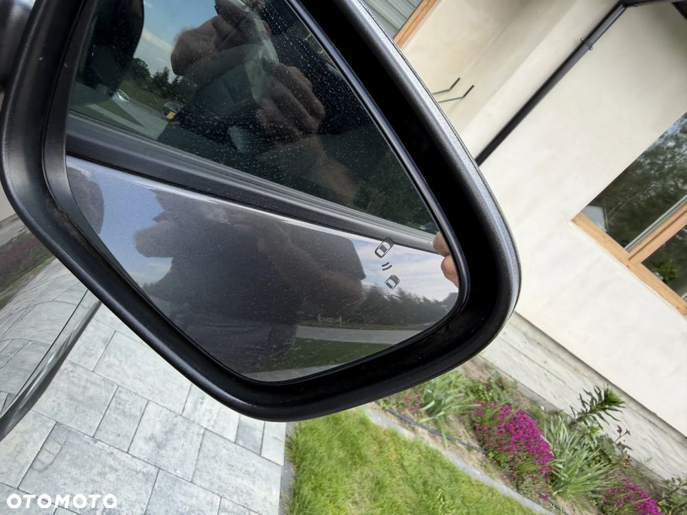 Ford Kuga 2.5 Duratec PHEV ST-LINE X - 40