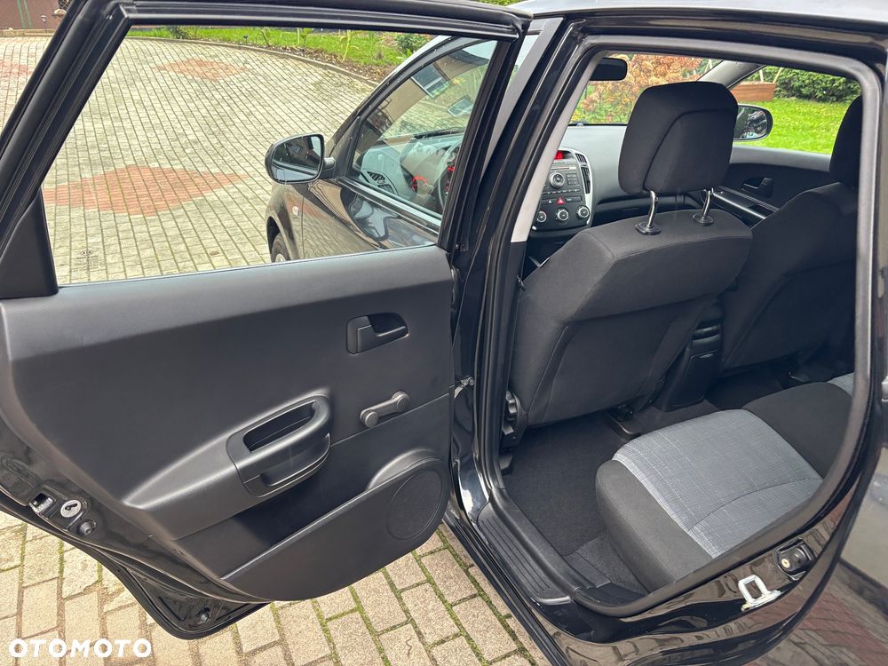 Kia Ceed - 20