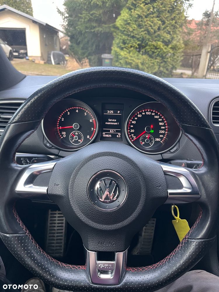 Volkswagen Golf - 14