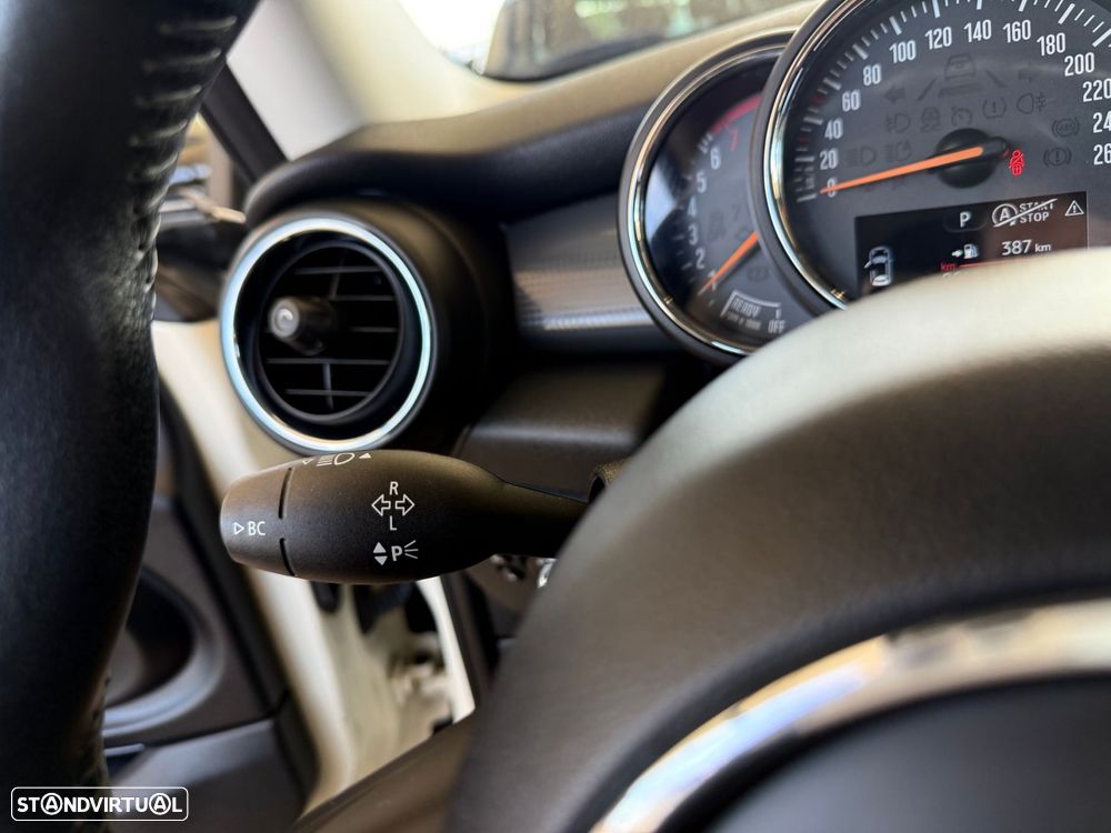 MINI 3 Portas Cooper Auto - 22