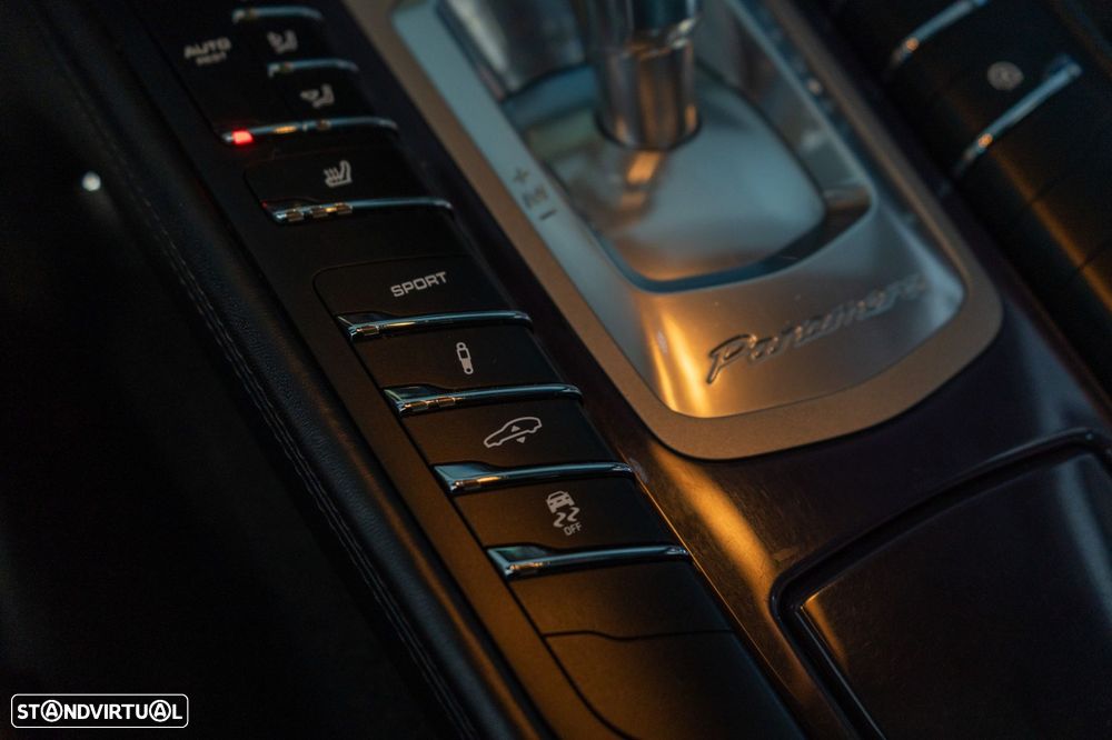 Porsche Panamera Standard - 15