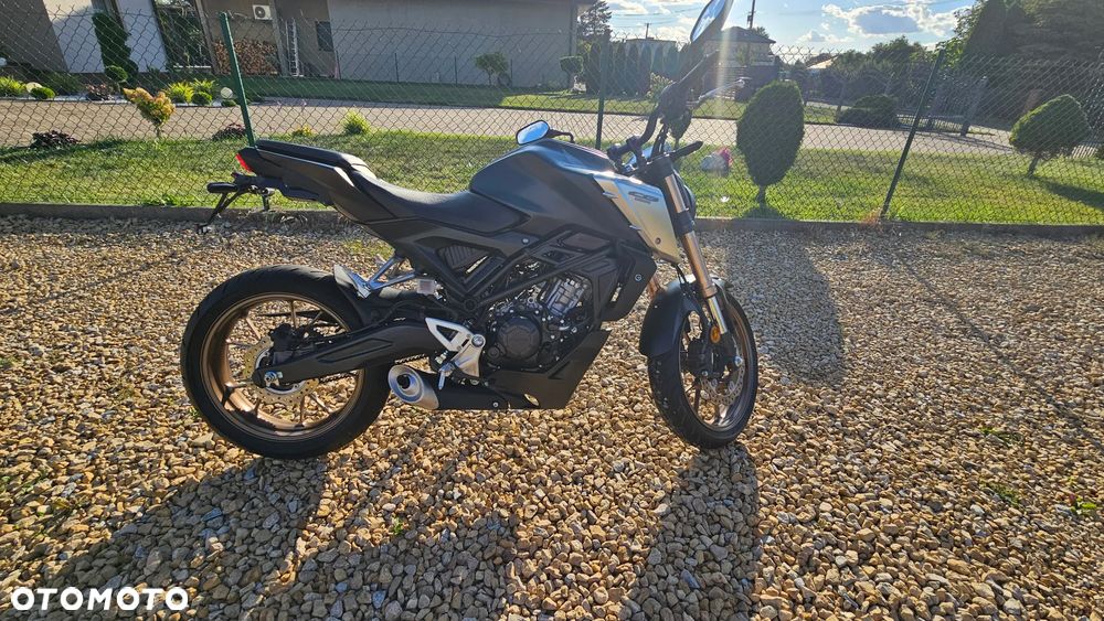 Honda CB - 7