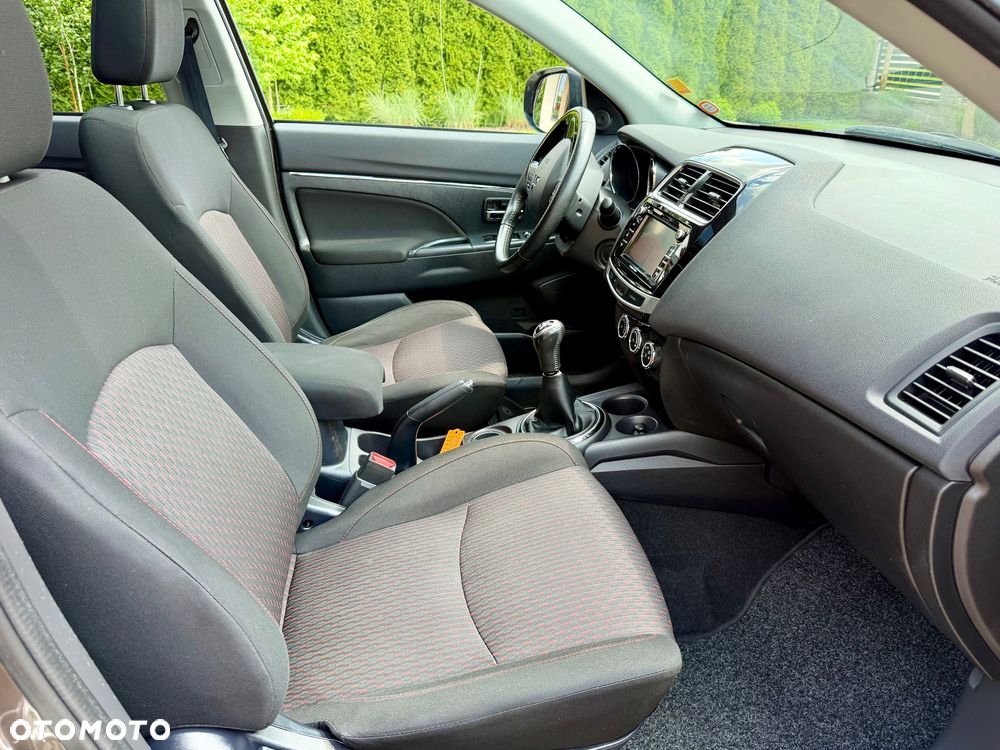 Mitsubishi ASX 1.6 2WD Intense - 25