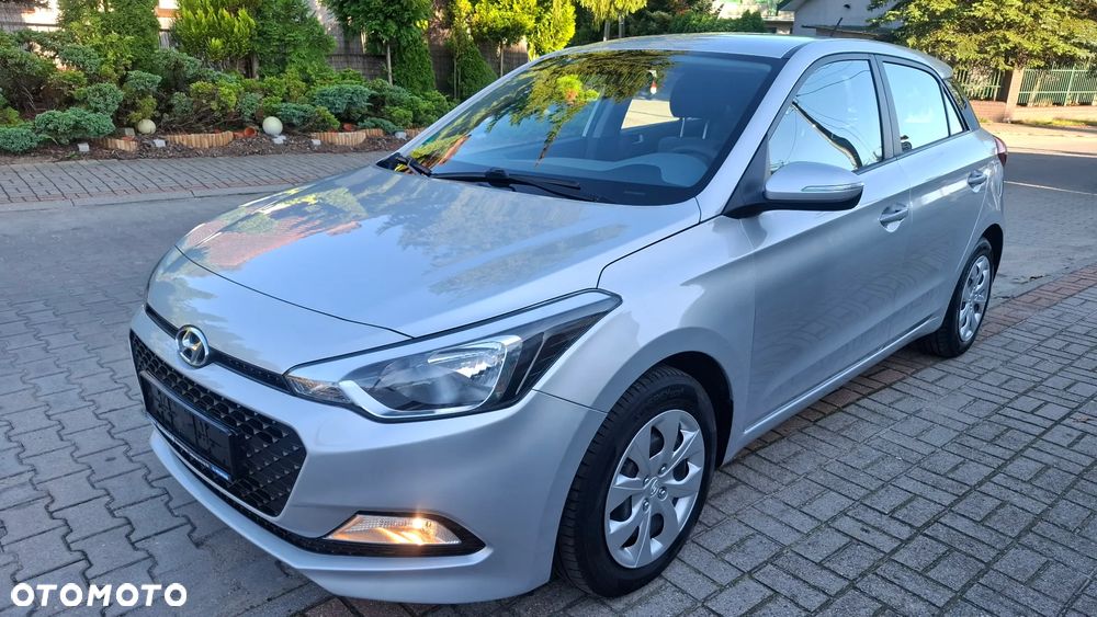 Hyundai i20 1.2 Fifa World Cup Edition - 3