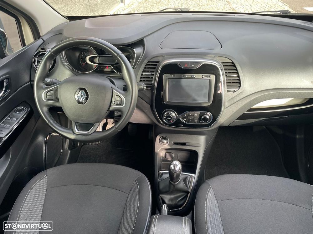 Renault Captur 0.9 TCE Exclusive - 6