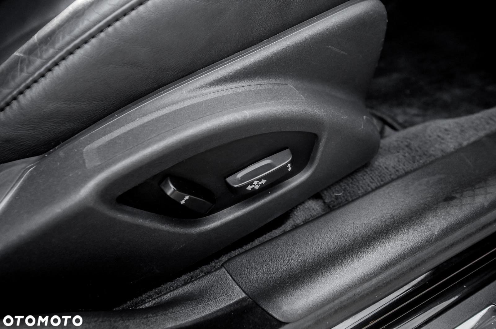 Volvo V70 T6 AWD Geartronic Momentum - 33