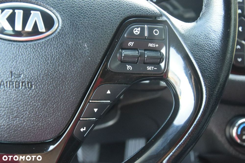 Kia Ceed 1.4 CVVT Dream Team Edition - 20