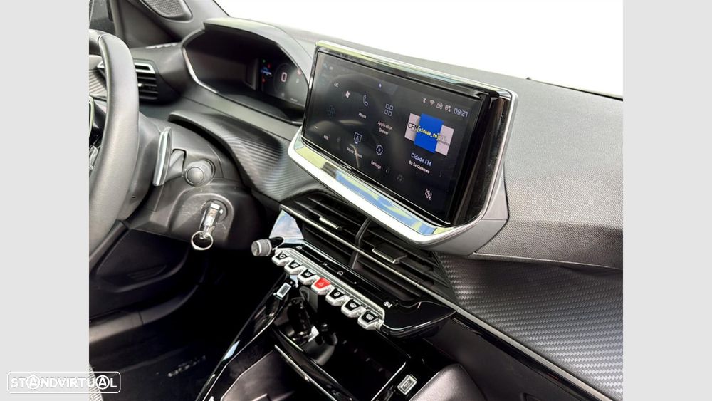 Peugeot 2008 1.2 Hybrid Allure e-DCS6 - 20