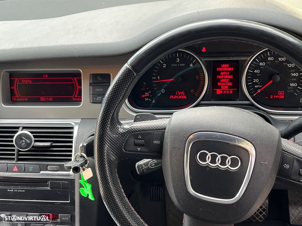 Audi Q7 3.0 TDI DPF quattro tiptronic - 14
