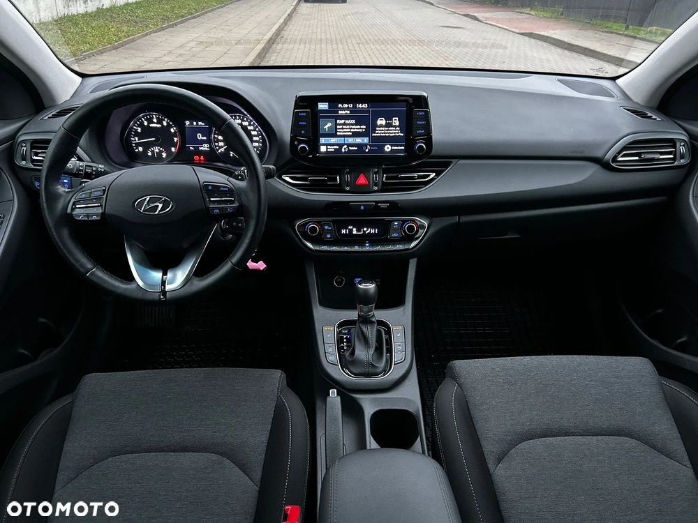 Hyundai i30 1.5 T-GDI 48V-Hybrid DCT Trend - 13