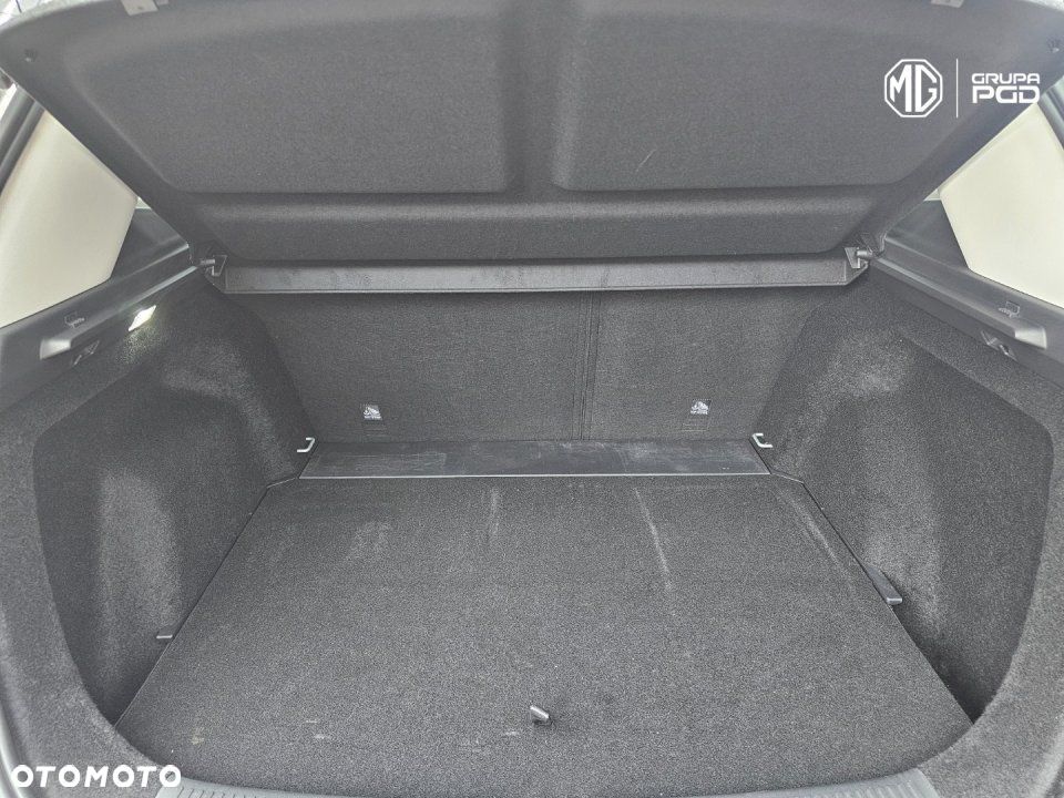 MG ZS - 3