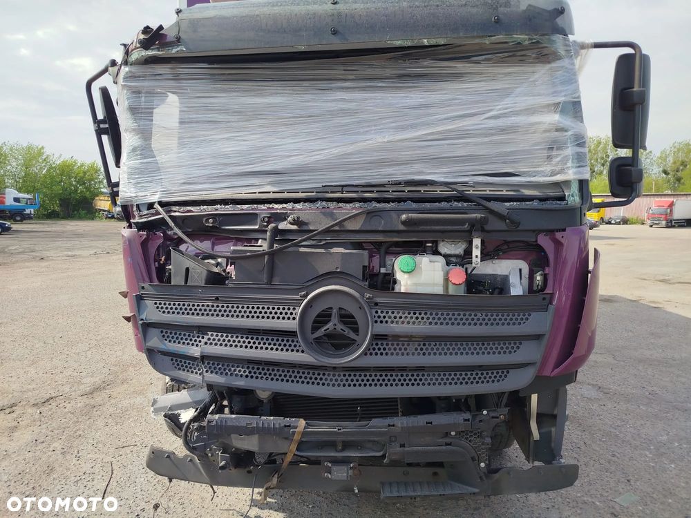 Mercedes-Benz 1222L - 4