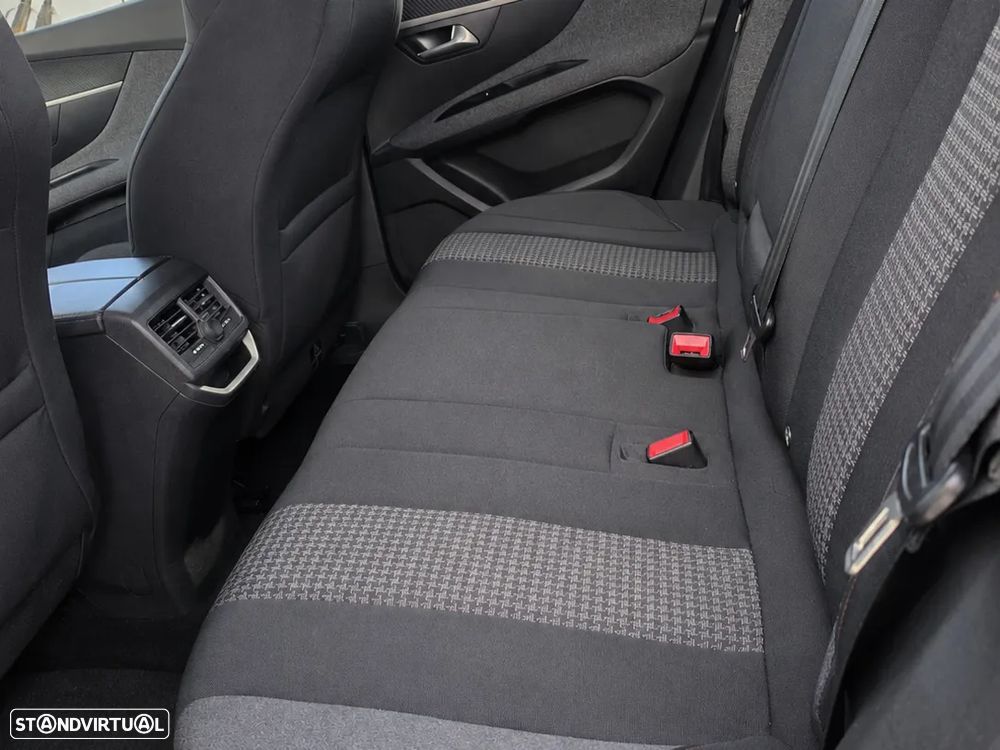 Peugeot 3008 BlueHDi 120 Stop & Start EAT6 Active - 4