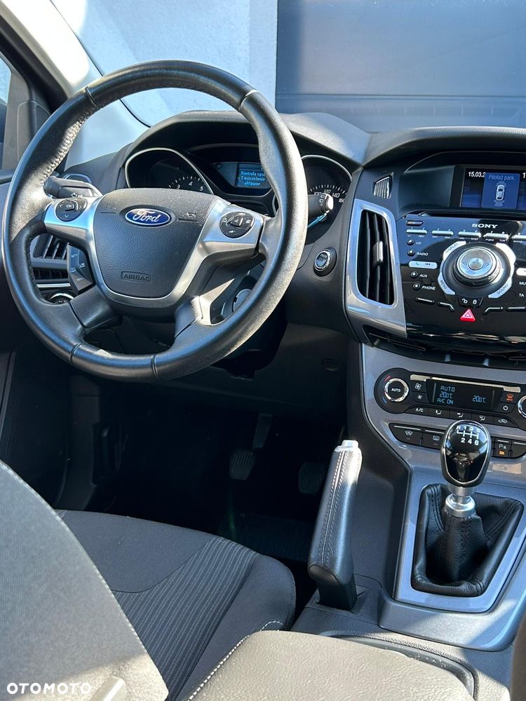 Ford Focus 1.6 EcoBoost Start-Stopp-System SYNC Edition - 14