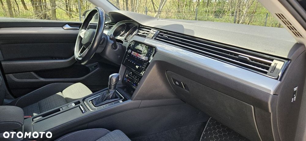 Volkswagen Passat 2.0 TSI Business DSG - 20