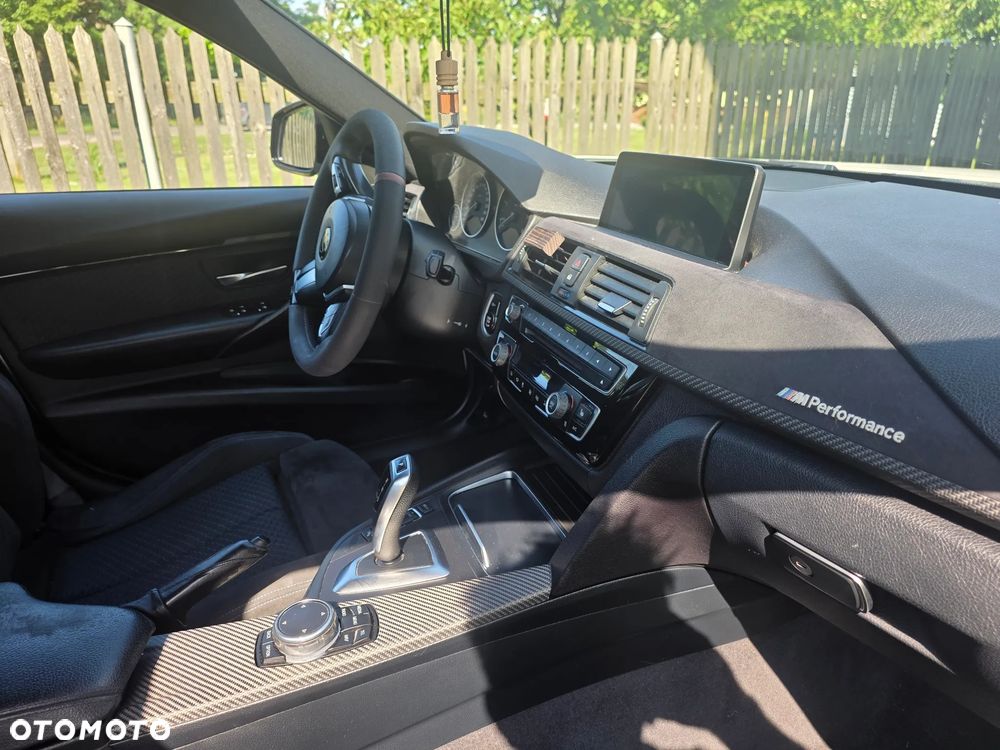 BMW Seria 3 318d M Sport Shadow - 21