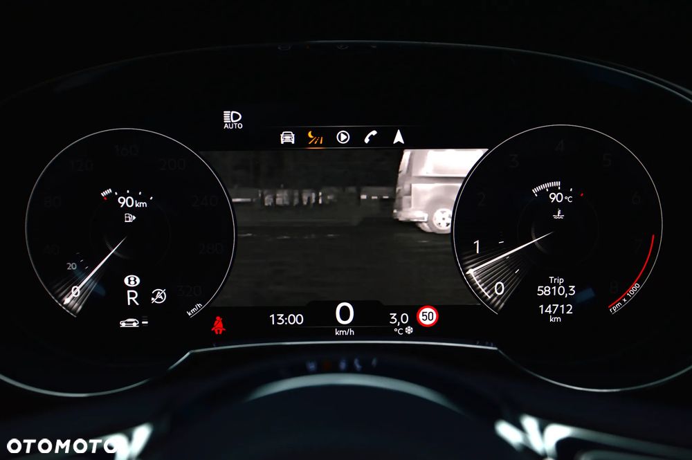 Bentley Bentayga V8 - 39