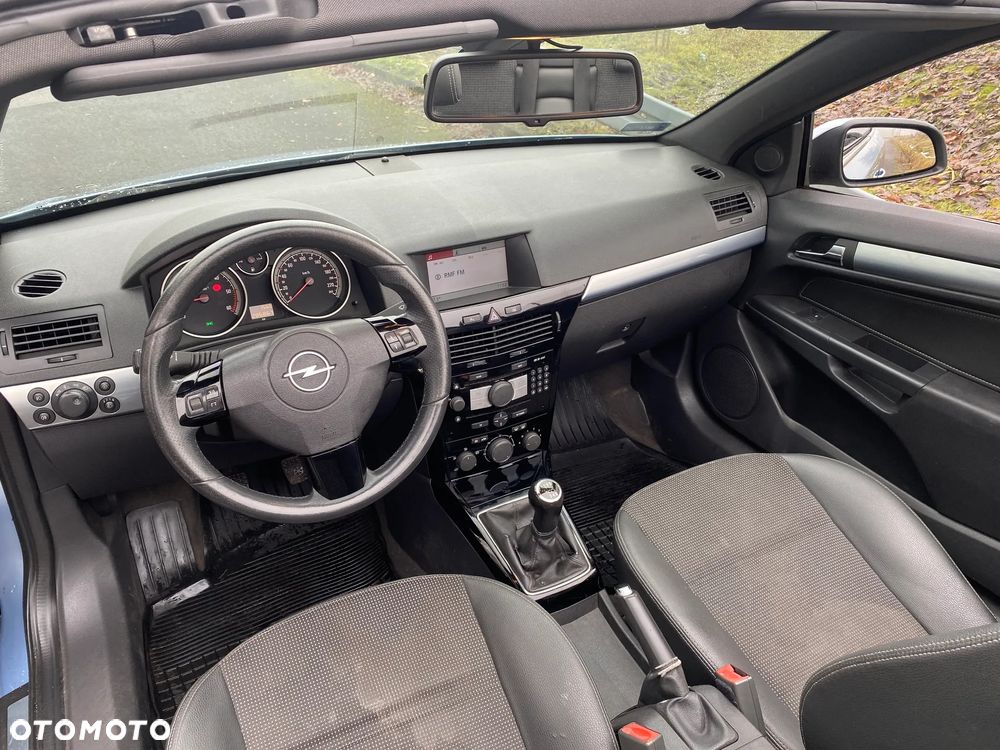 Opel Astra 1.9 CDTI Cosmo - 10