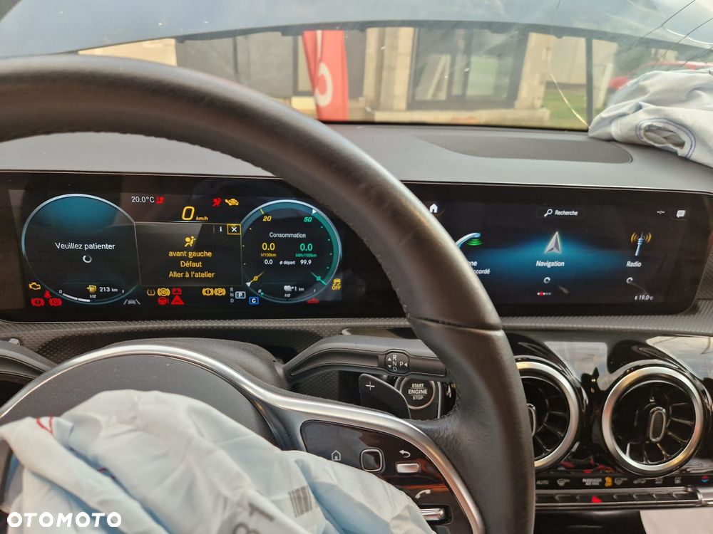 Mercedes-Benz CLA 250 e 8G-DCT Special Edition - 4