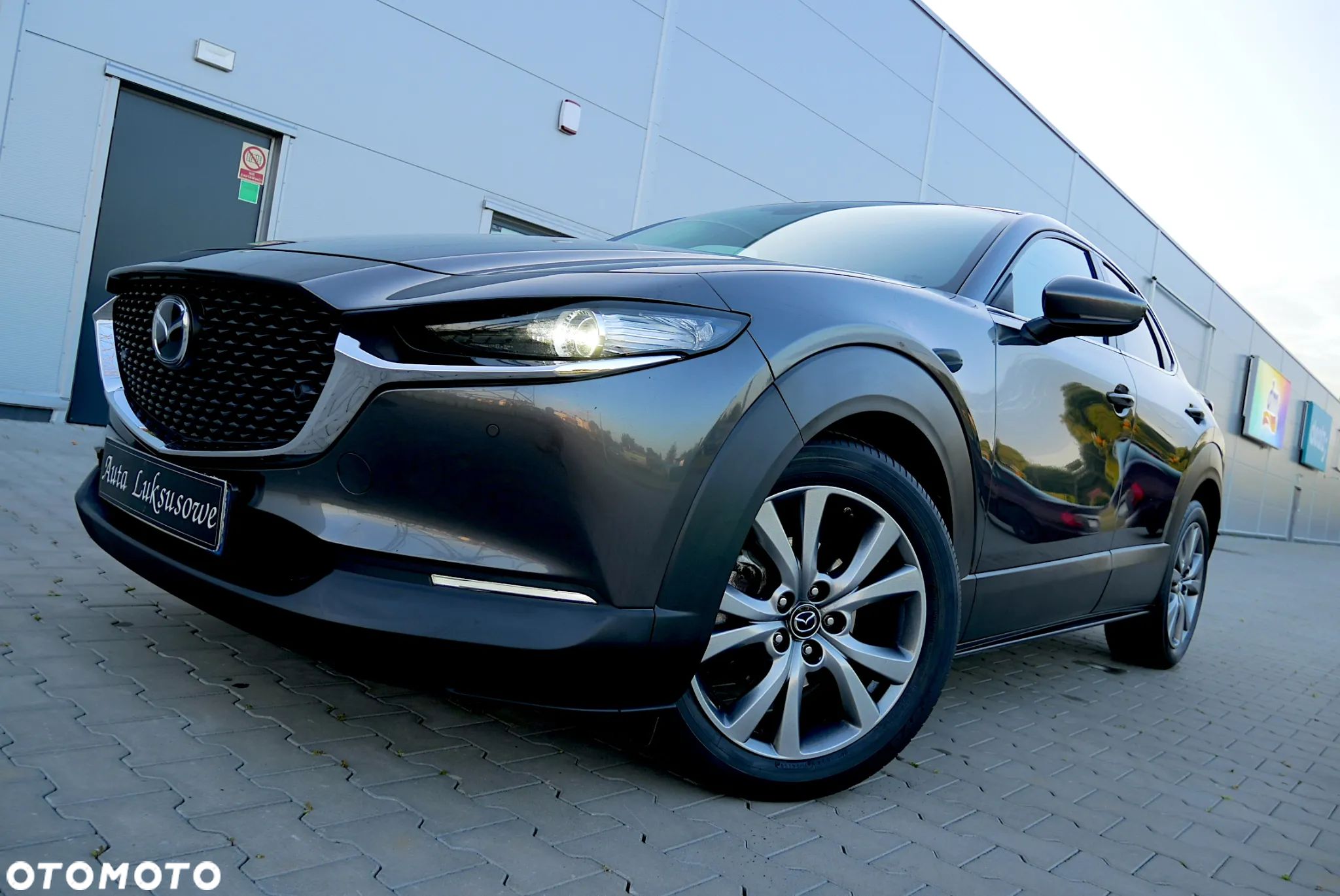 Mazda CX-30 e-SKYACTIVE G 122 HOMURA - 1