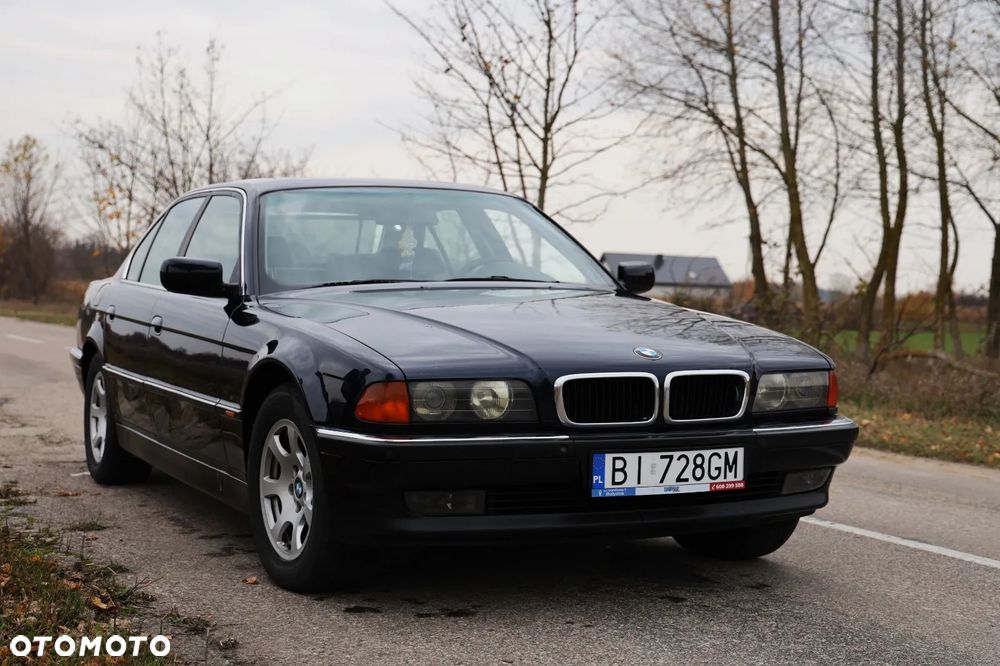 BMW Seria 7 - 1
