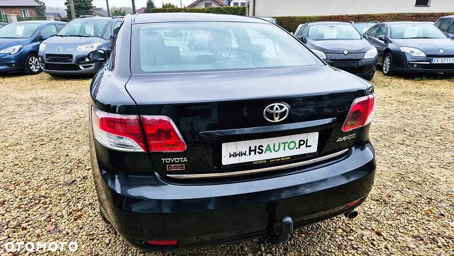 Toyota Avensis 2.0 Prestige NAVI - 20