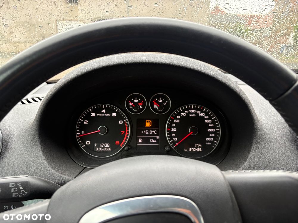 Audi A3 Sportback 1.8 TFSI Attraction - 11