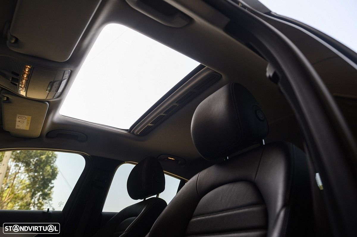 Mercedes-Benz GLC 350 e Coupé AMG Line 4-Matic - 34