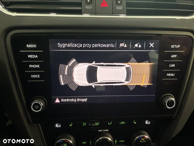 Skoda Octavia 1.4 TSI Ambition DSG - 9