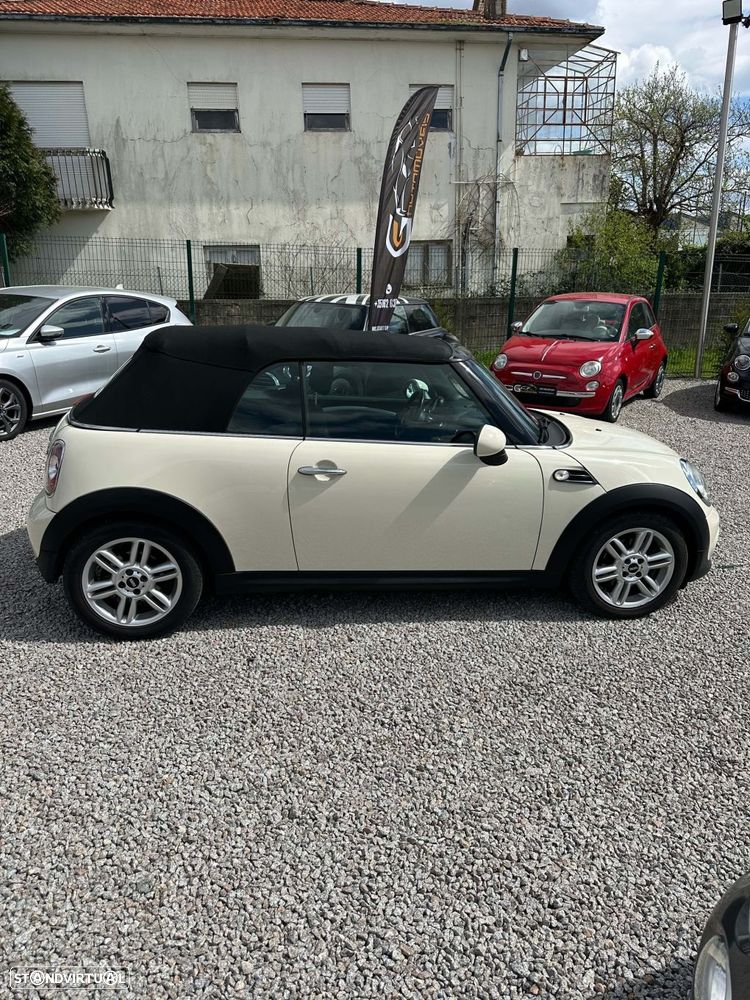 MINI Cabrio Cooper Auto - 8