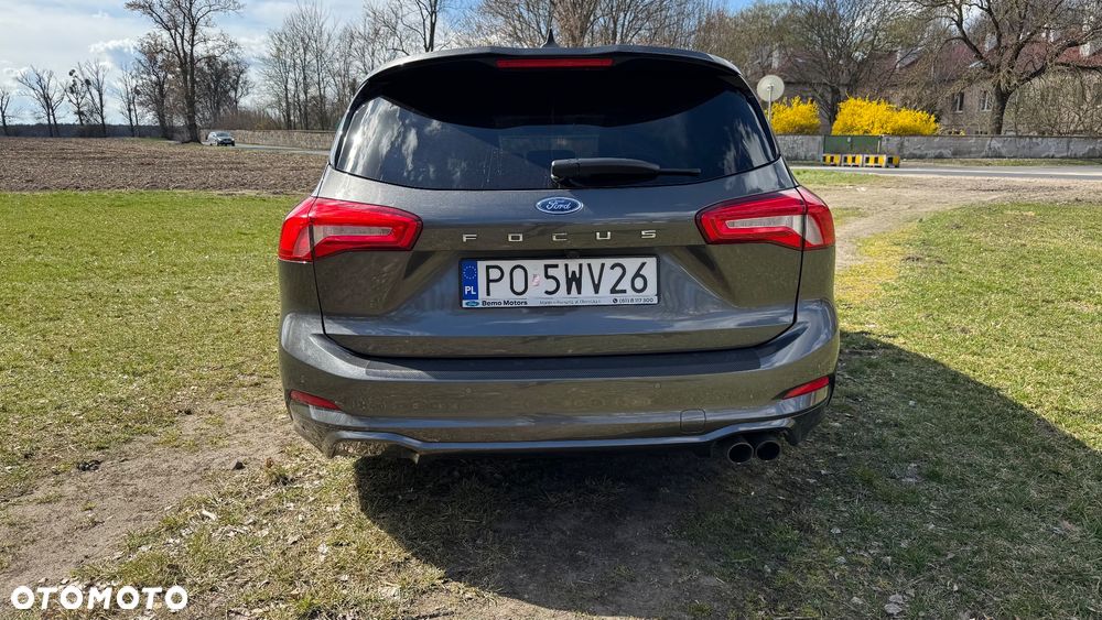 Ford Focus 1.5 EcoBoost ST-Line X - 6