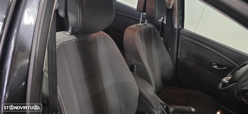 Renault Mégane Sport Tourer - 6