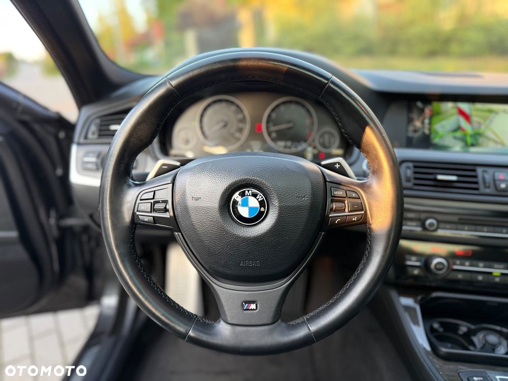 BMW Seria 5 535i Sport-Aut - 13