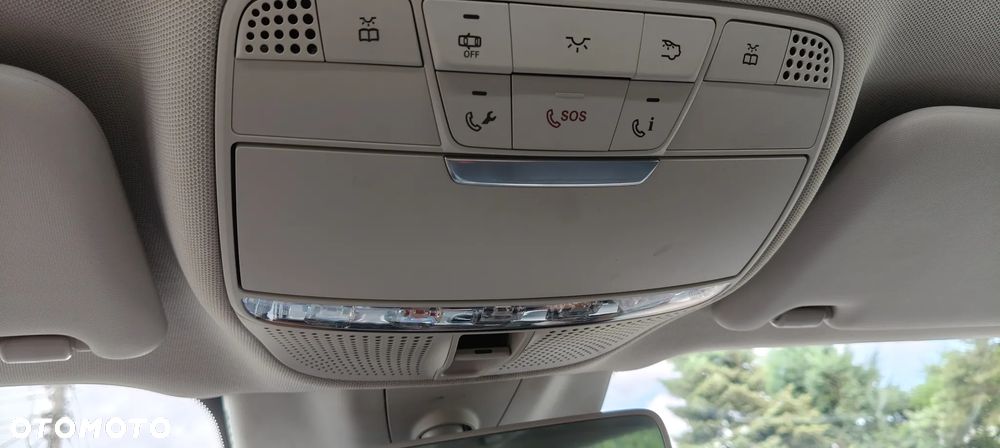 Mercedes-Benz Klasa E 220 d 9G-TRONIC - 21