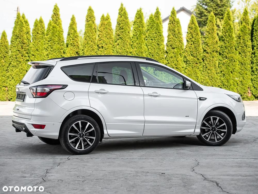 Ford Kuga 2.0 TDCi 4x4 ST-Line - 14
