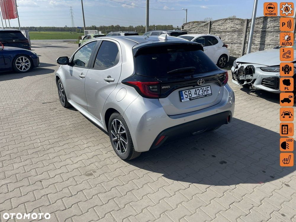 Toyota Yaris - 1