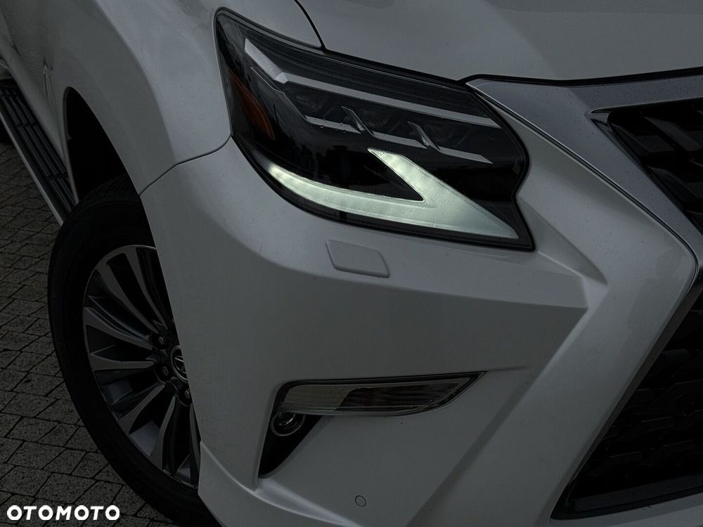 Lexus GX - 12