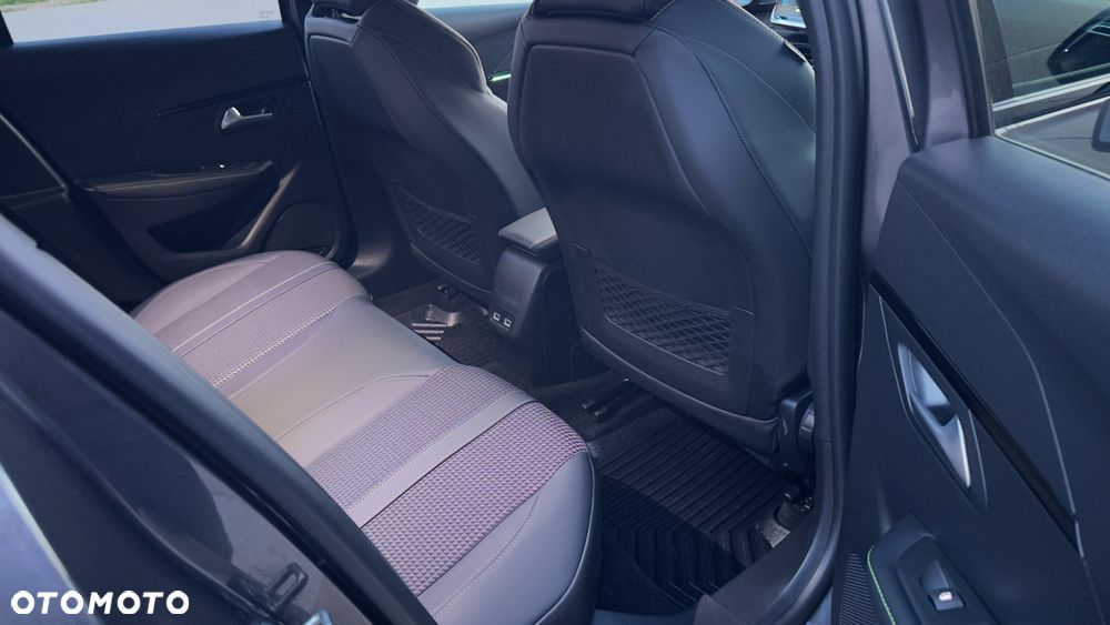 Peugeot 208 1.2 PureTech GT S&S EAT8 - 27