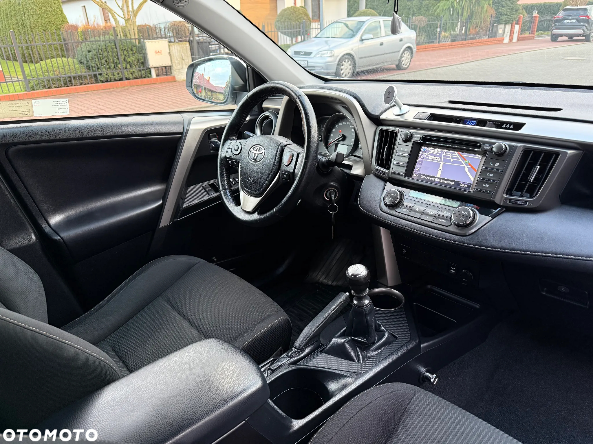 Toyota RAV4 2.0 D-4D Active - 26