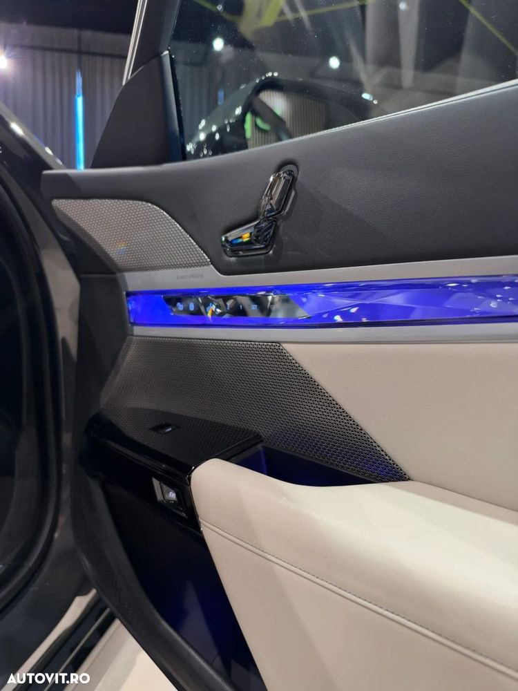 BMW Seria 7 - 15