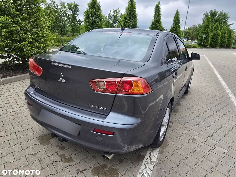 Mitsubishi Lancer 1.8 Intense - 18