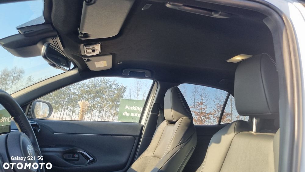 Toyota Yaris Cross Hybrid 1.5 Premiere Edition AWD - 17