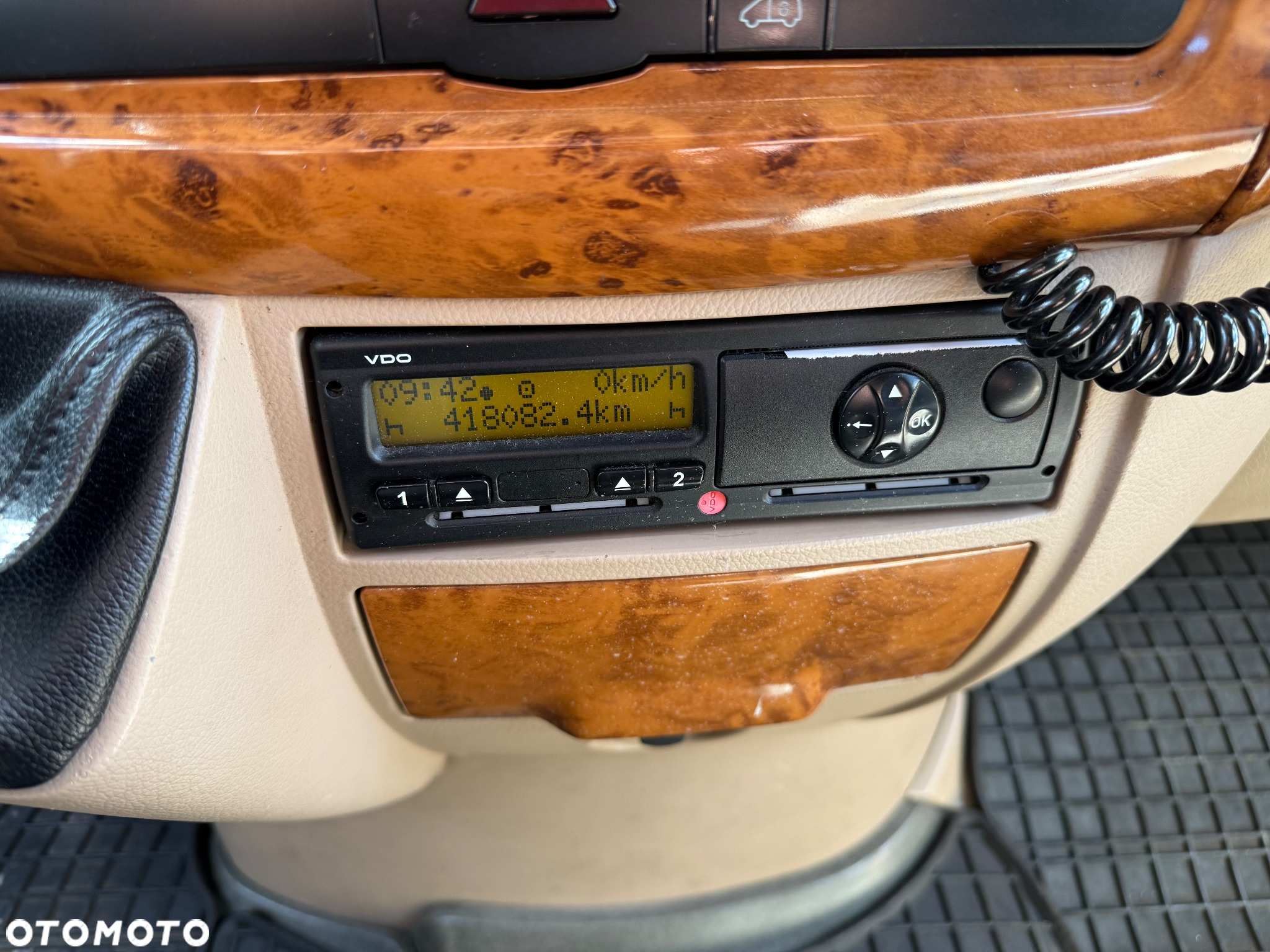 Mercedes-Benz Sprinter - 9