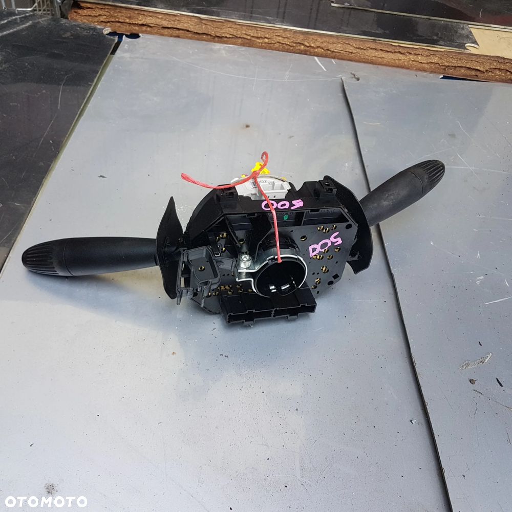 przełącznik zespolony świateł taśma fiat 500 Posiadam prawie wszystkie części do tego modelu - 10