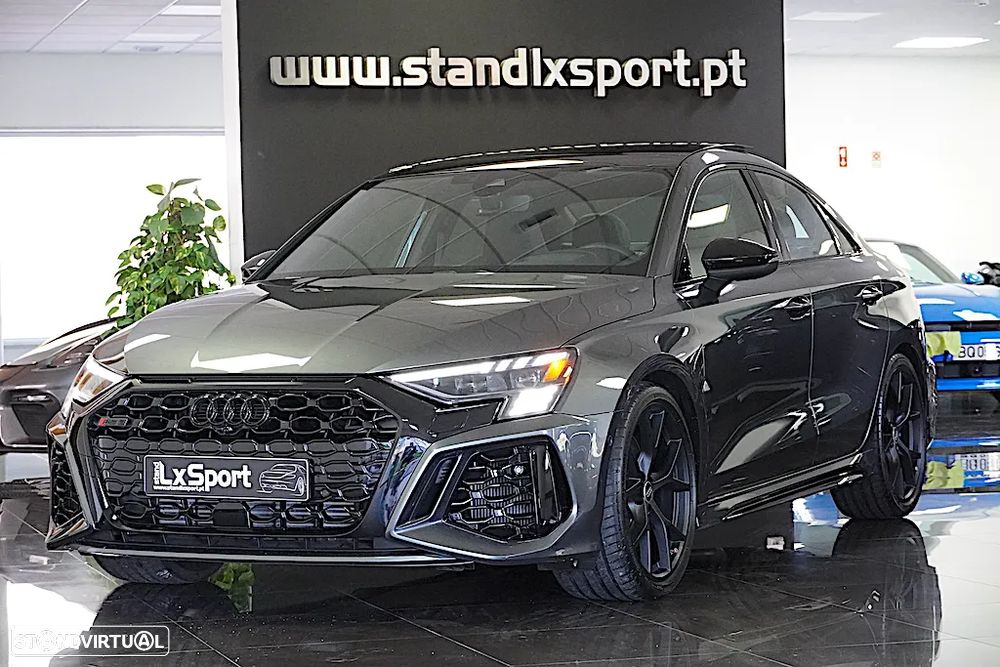 Audi RS3 Limousine 2.5 TFSI quattro S tronic - 1