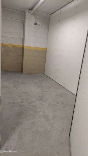 Arrenda-se box 8m2 Setubal - Grande imagem: 5/7