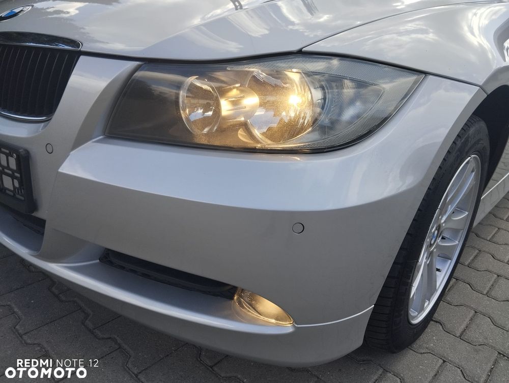 BMW Seria 3 ver-320i - 10