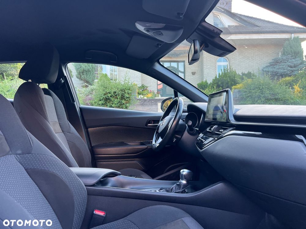 Toyota C-HR Style Selection - 27
