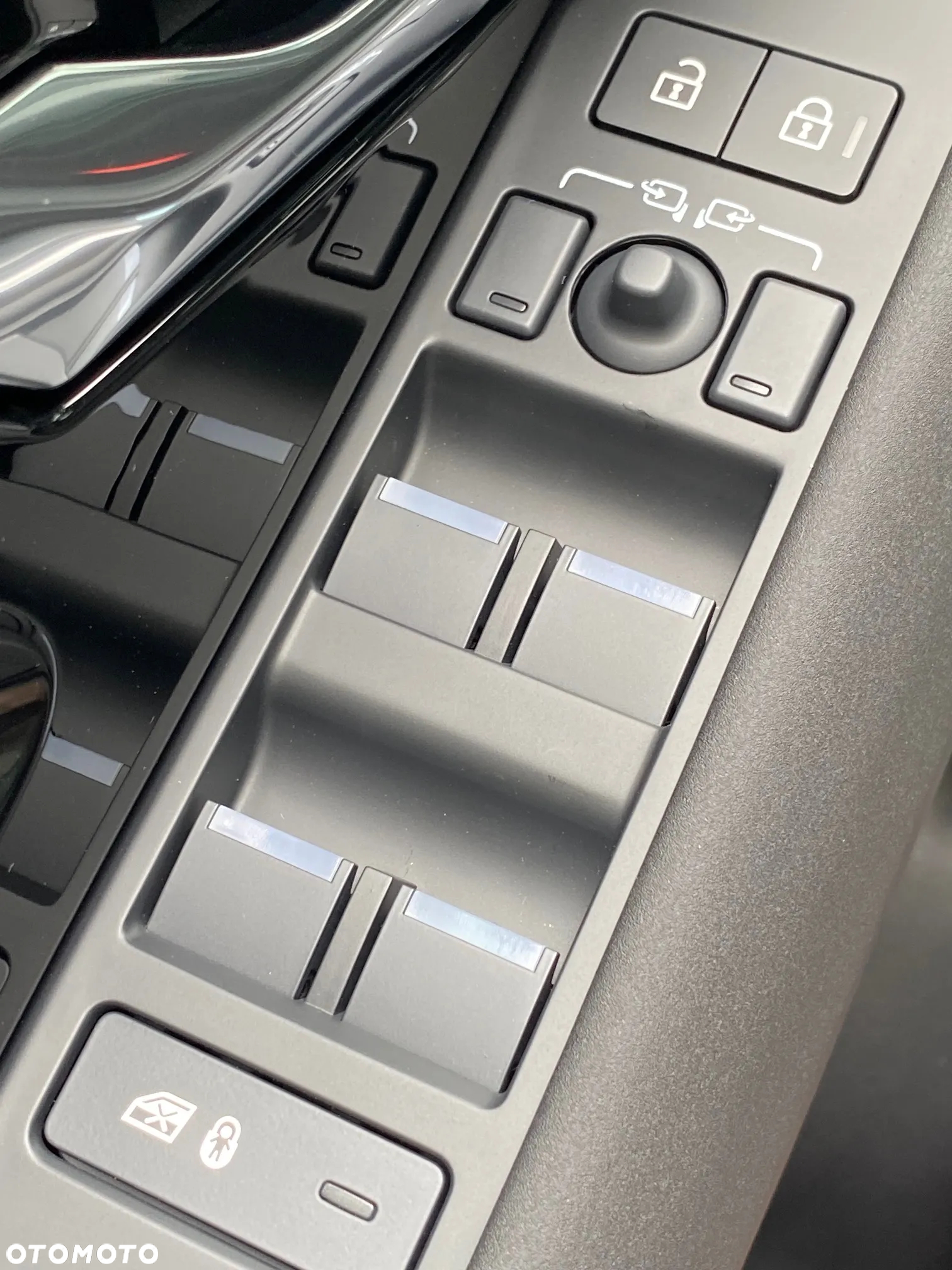 Land Rover Range Rover Evoque 2.0 D165 mHEV Dynamic SE - 15